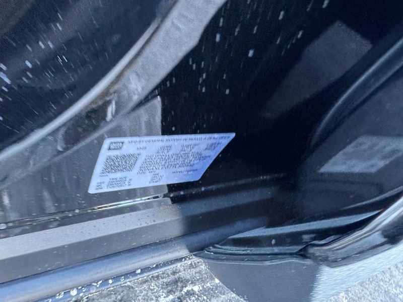 Chevrolet Equinox Vehicle Image 19