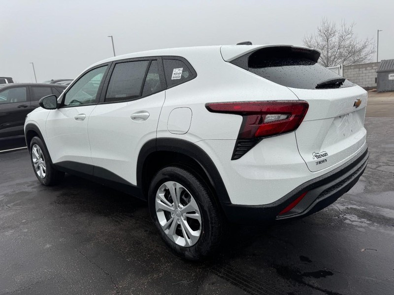 Chevrolet Trax Vehicle Image 05