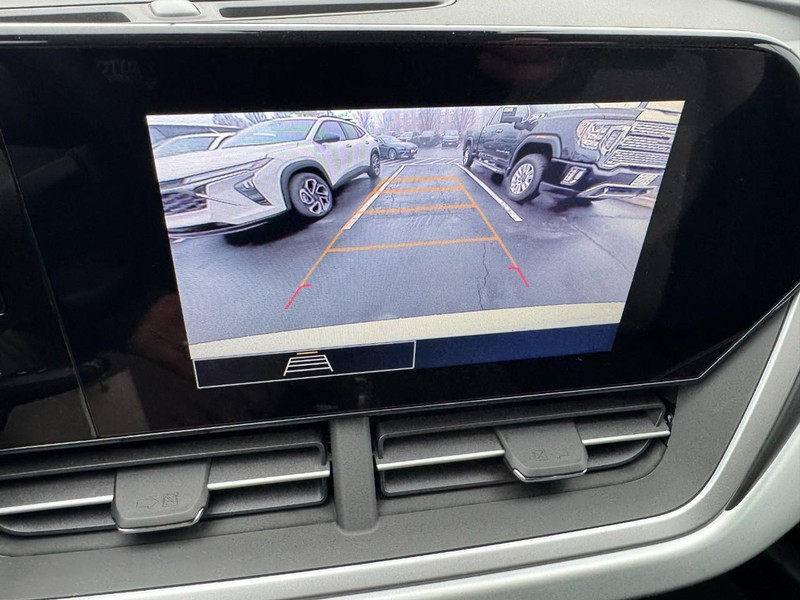 Chevrolet Trax Vehicle Image 15