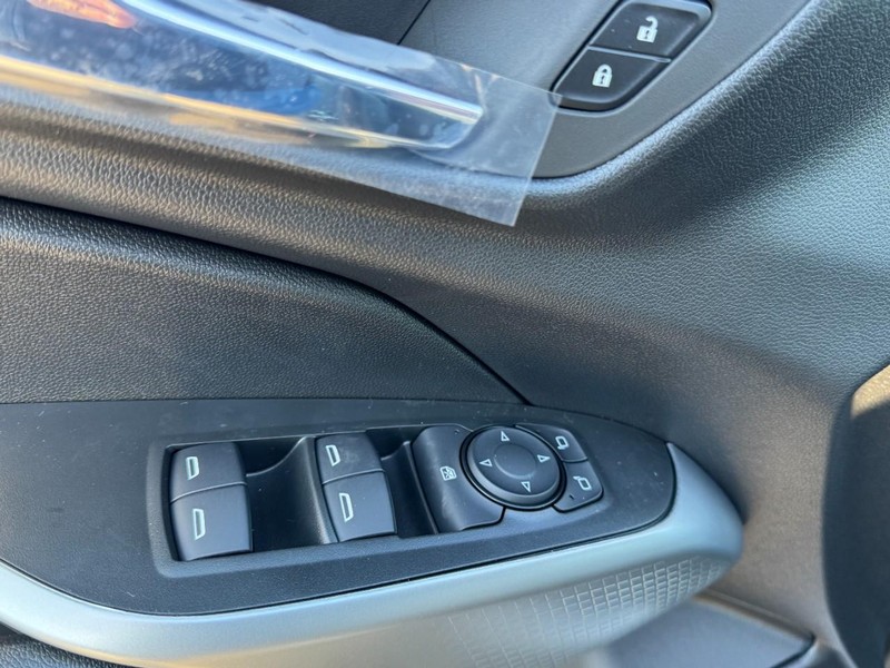 Chevrolet Trax Vehicle Image 08