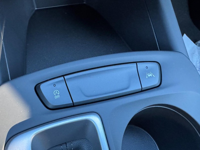 Chevrolet Trax Vehicle Image 15