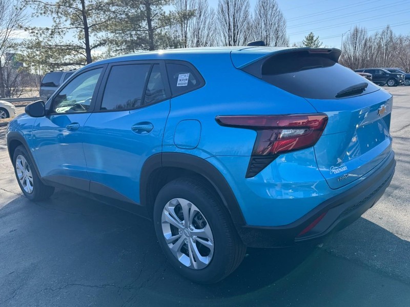 Chevrolet Trax Vehicle Image 05