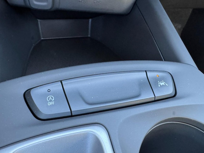 Chevrolet Trax Vehicle Image 18