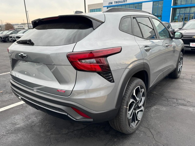 Chevrolet Trax Vehicle Image 03