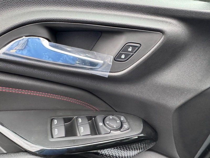 Chevrolet Trax Vehicle Image 08