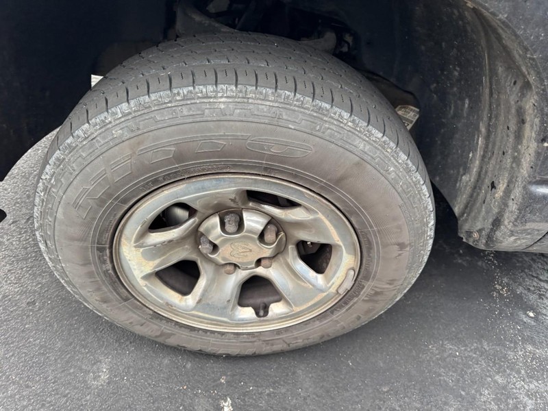 Dodge Ram 1500 Vehicle Image 05