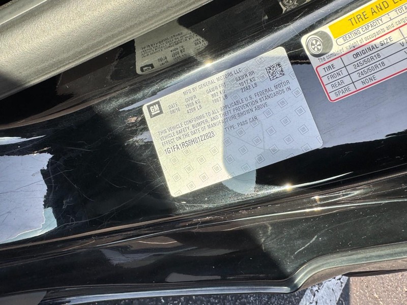 Chevrolet Camaro Vehicle Image 22