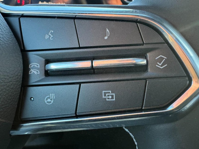 Chevrolet Traverse Vehicle Image 13