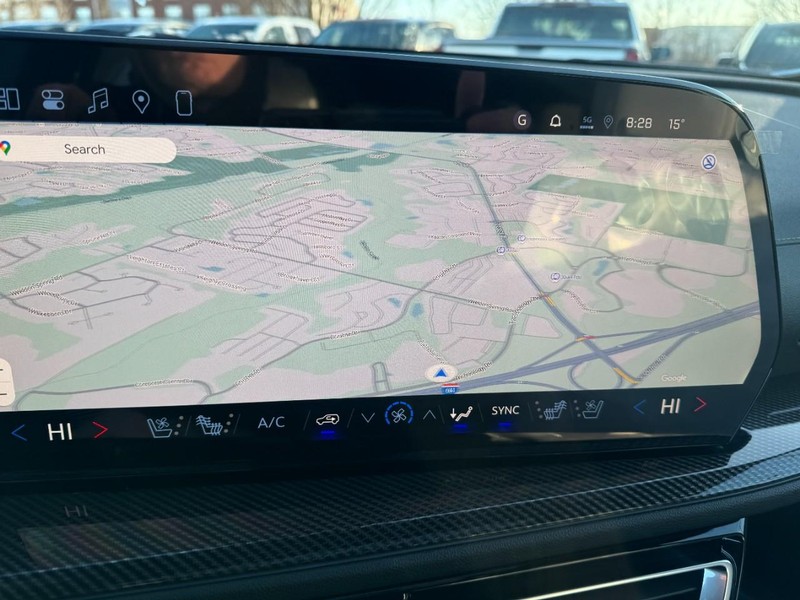 Chevrolet Traverse Vehicle Image 16