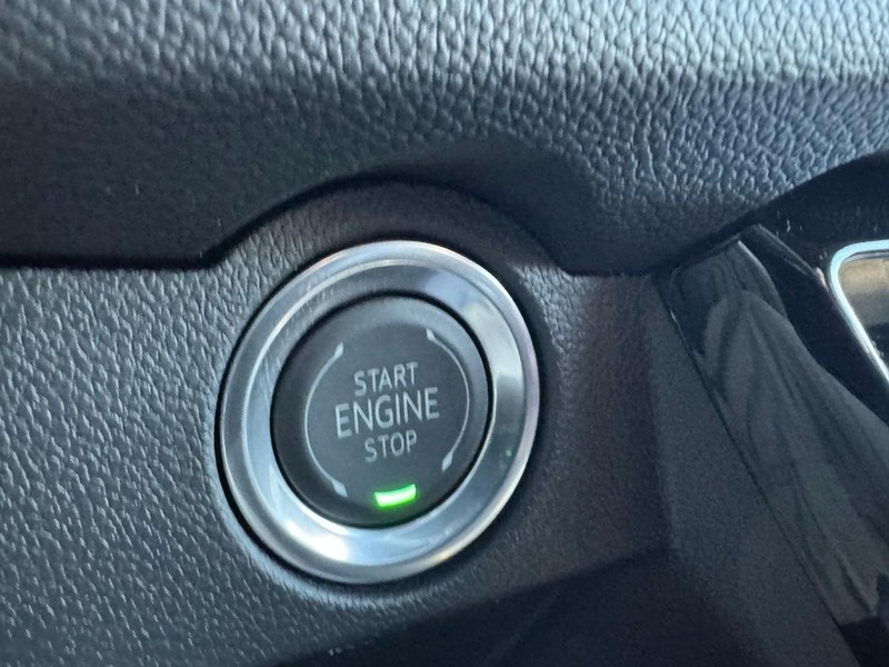 Chevrolet Traverse Vehicle Image 18