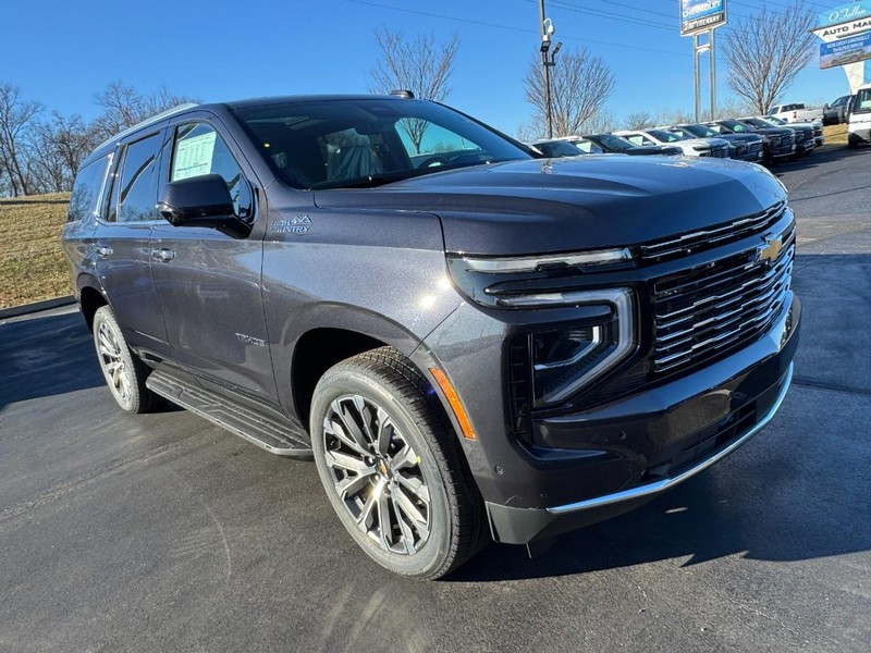 Chevrolet Tahoe Vehicle Image 02