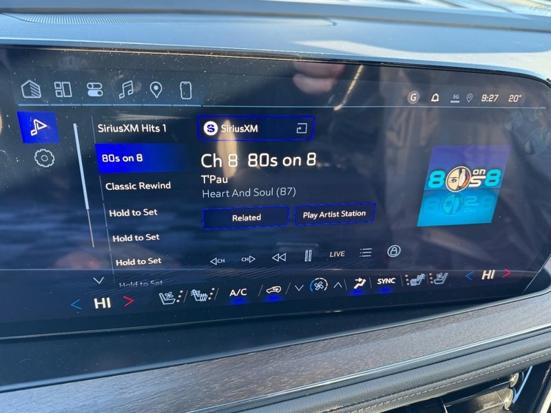 Chevrolet Tahoe Vehicle Image 14