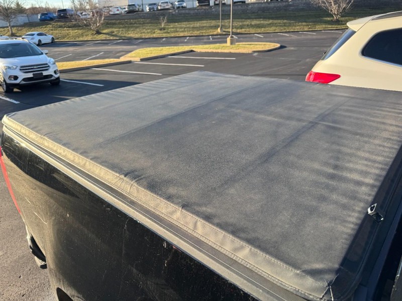 Chevrolet Colorado Vehicle Image 04