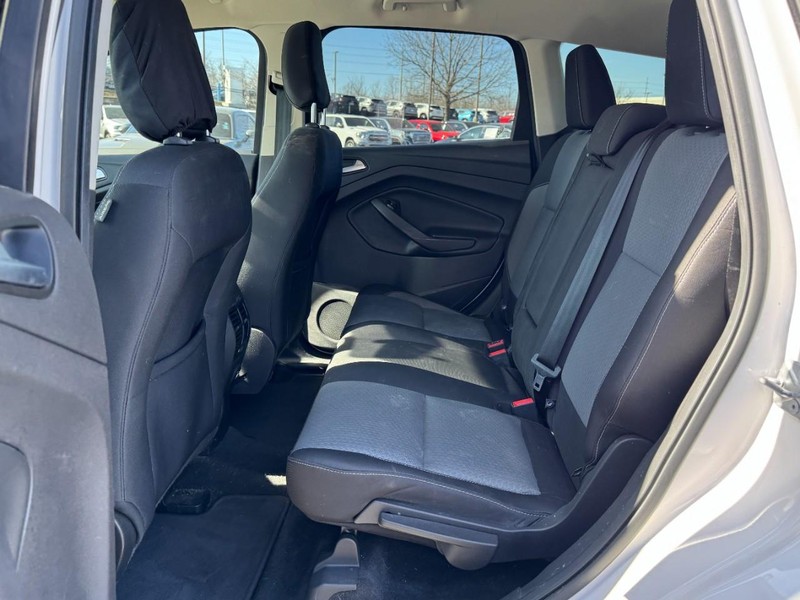 Ford Escape Vehicle Image 10