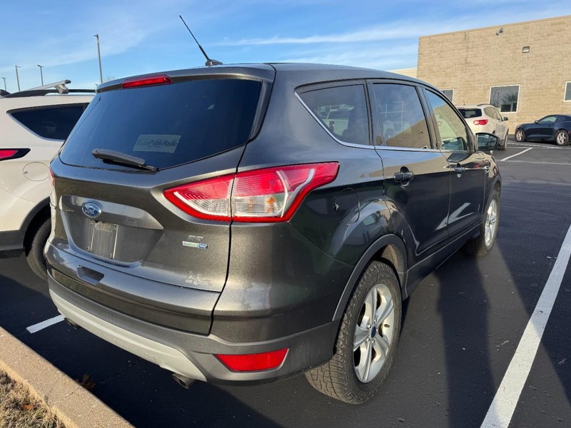 Ford Escape Vehicle Image 04