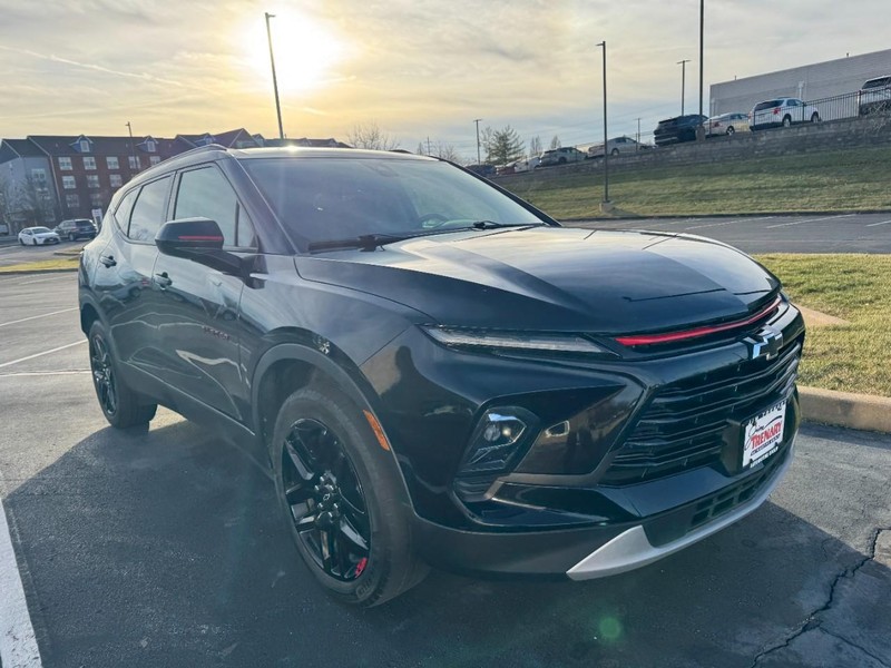 Chevrolet Blazer Vehicle Image 04