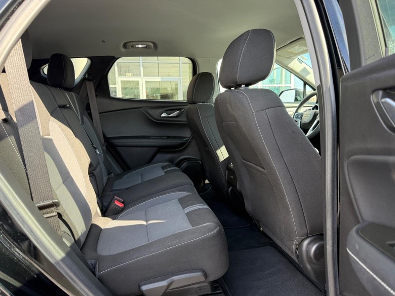 Chevrolet Blazer Vehicle Full-screen Gallery Image 10