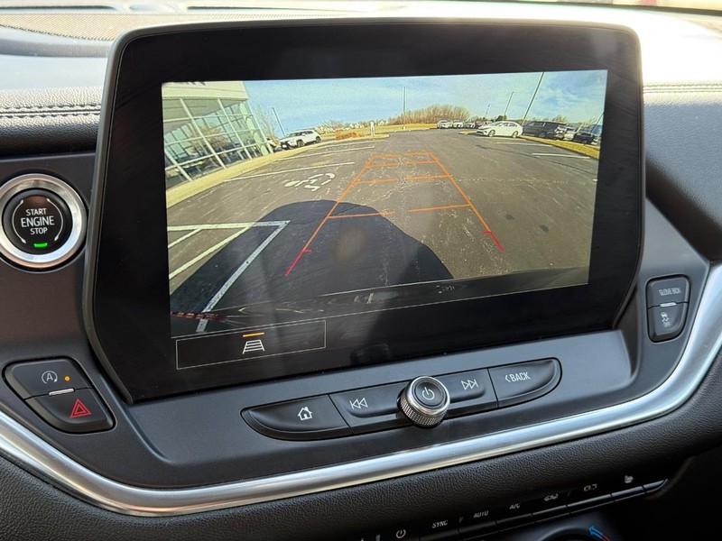 Chevrolet Blazer Vehicle Full-screen Gallery Image 17