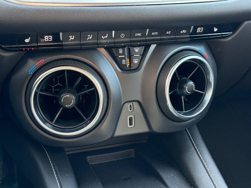 Chevrolet Blazer Vehicle Full-screen Gallery Image 18