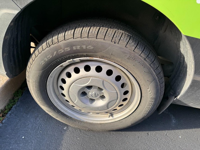 Ram ProMaster City Cargo Van Vehicle Image 05