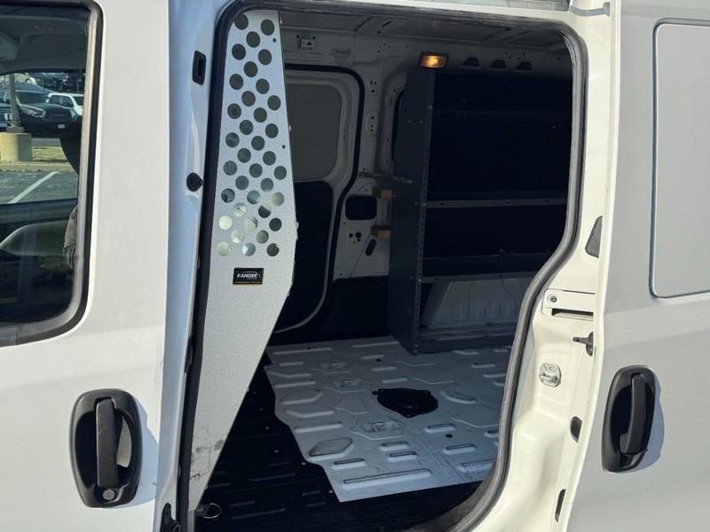 Ram ProMaster City Cargo Van Vehicle Image 09