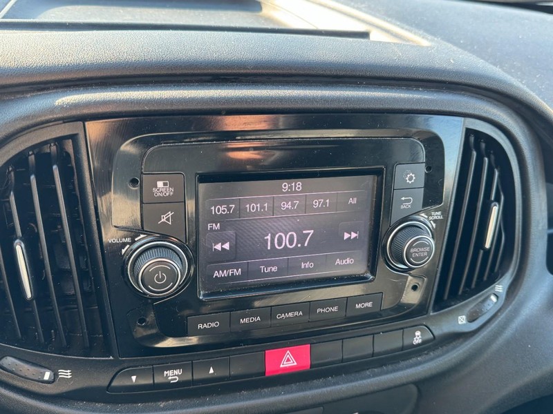 Ram ProMaster City Cargo Van Vehicle Image 17