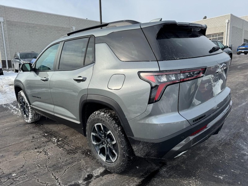 Chevrolet Equinox Vehicle Image 05