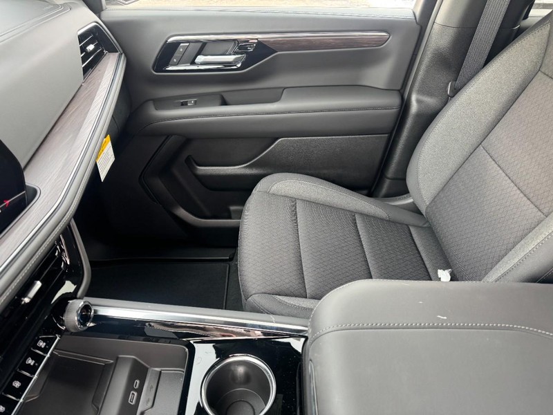 Chevrolet Tahoe Vehicle Image 08