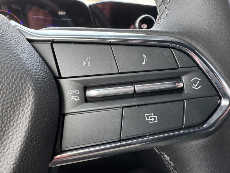 Chevrolet Tahoe Vehicle Image 13