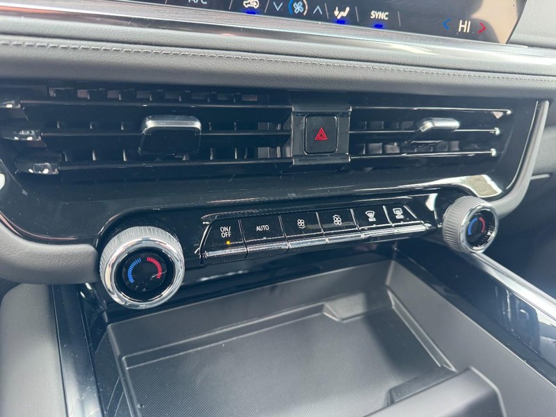 Chevrolet Tahoe Vehicle Image 14