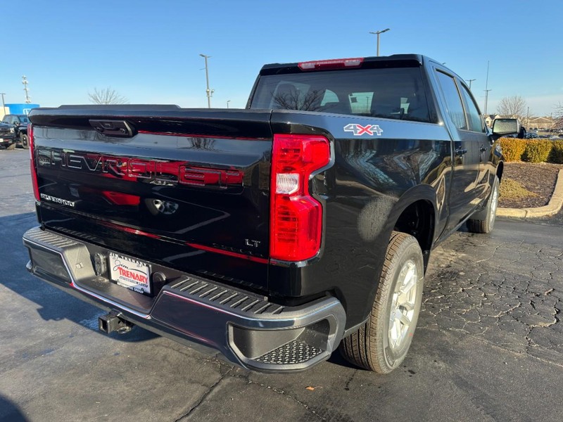 Chevrolet Silverado 1500 Vehicle Image 03