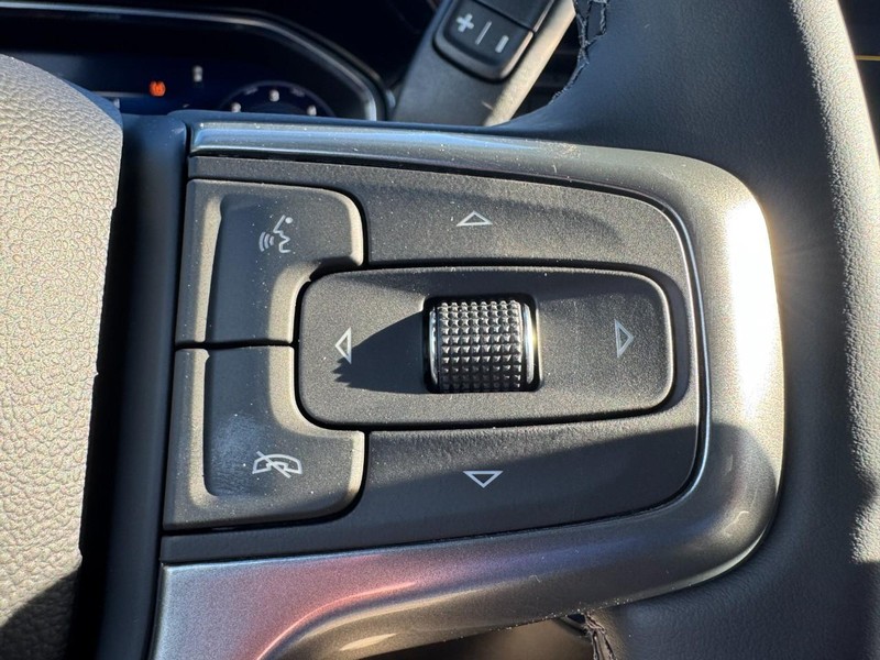 Chevrolet Silverado 1500 Vehicle Image 14