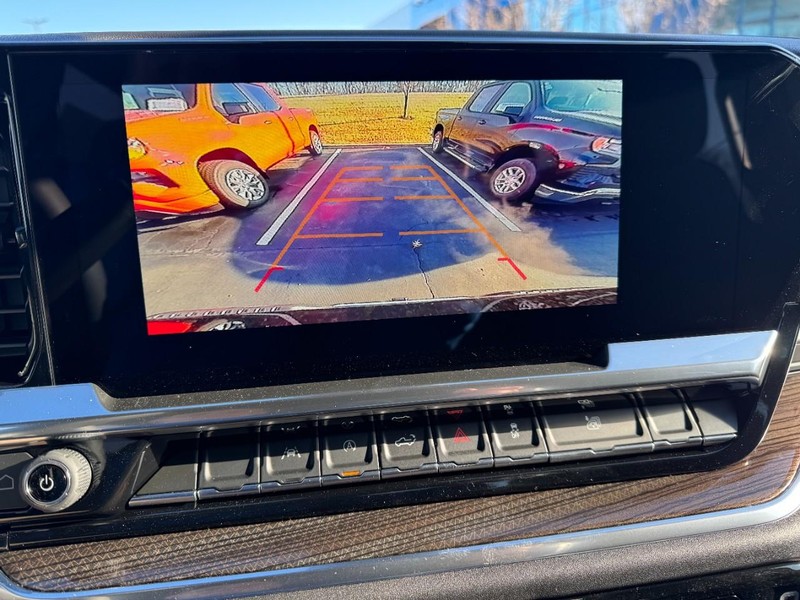 Chevrolet Silverado 1500 Vehicle Image 18