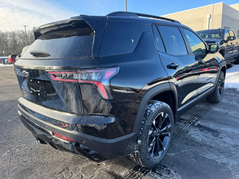 Chevrolet Equinox Vehicle Image 03