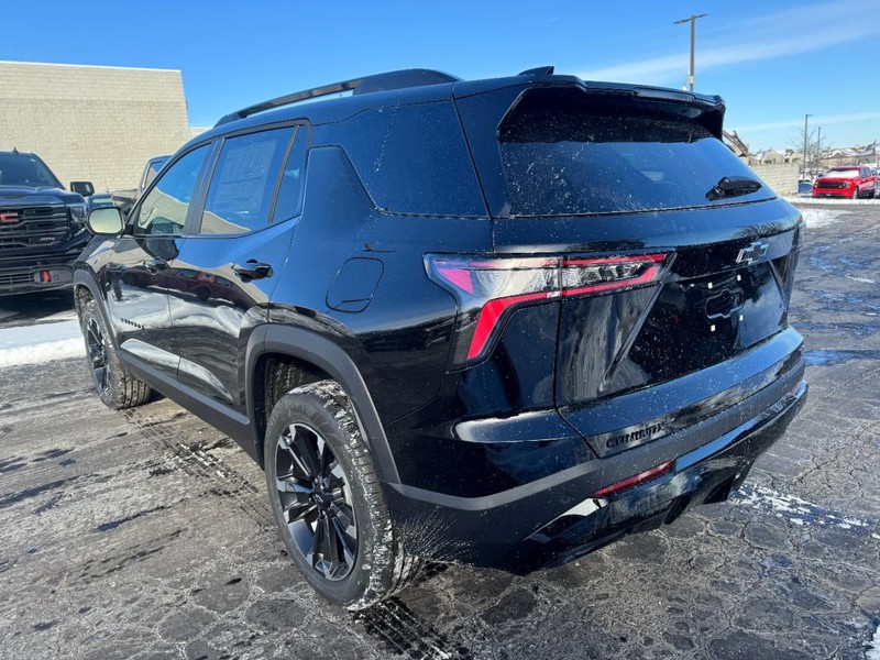 Chevrolet Equinox Vehicle Image 05