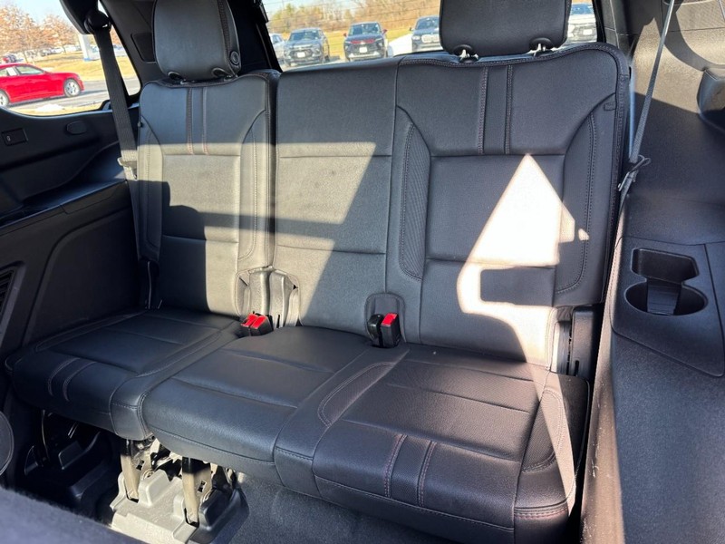 Chevrolet Tahoe Vehicle Image 12