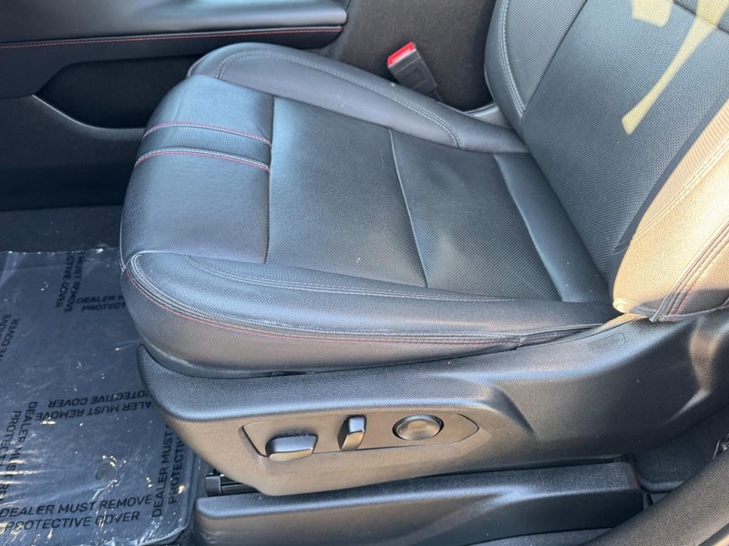 Chevrolet Tahoe Vehicle Image 16