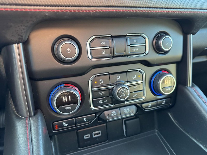 Chevrolet Tahoe Vehicle Image 21