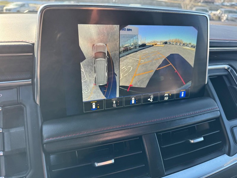 Chevrolet Tahoe Vehicle Image 24