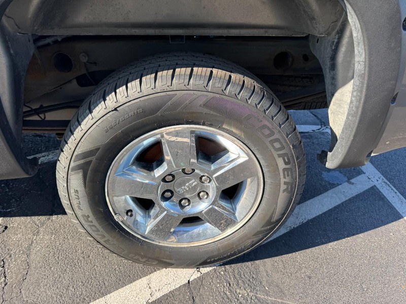 GMC Sierra 1500 Vehicle Image 07