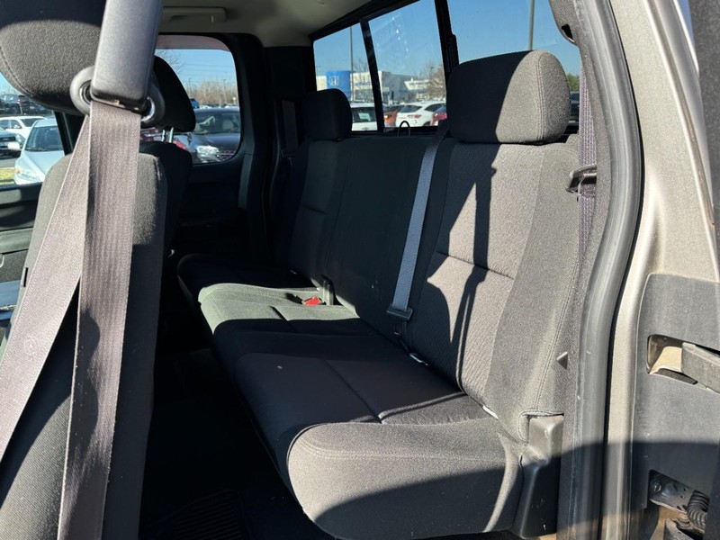 GMC Sierra 1500 Vehicle Image 10