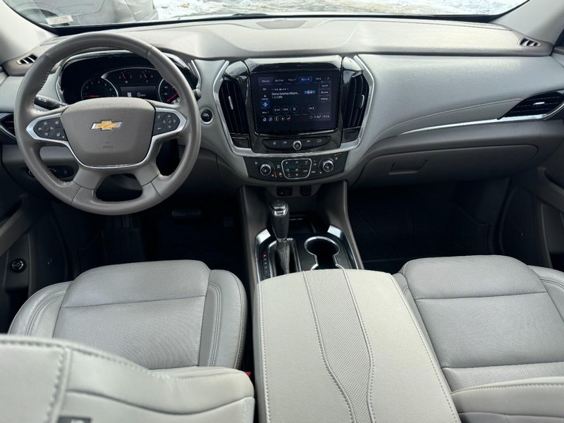 Chevrolet Traverse Vehicle Image 14