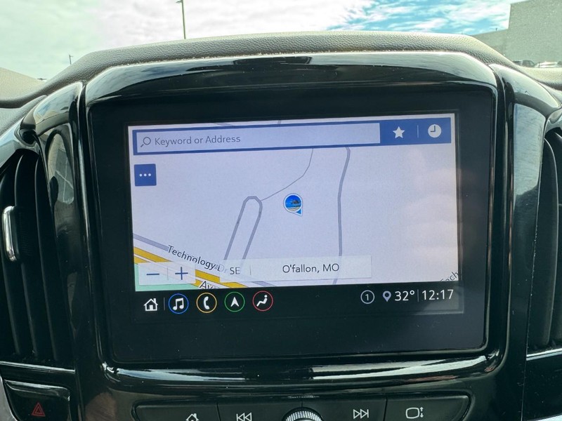 Chevrolet Traverse Vehicle Image 23