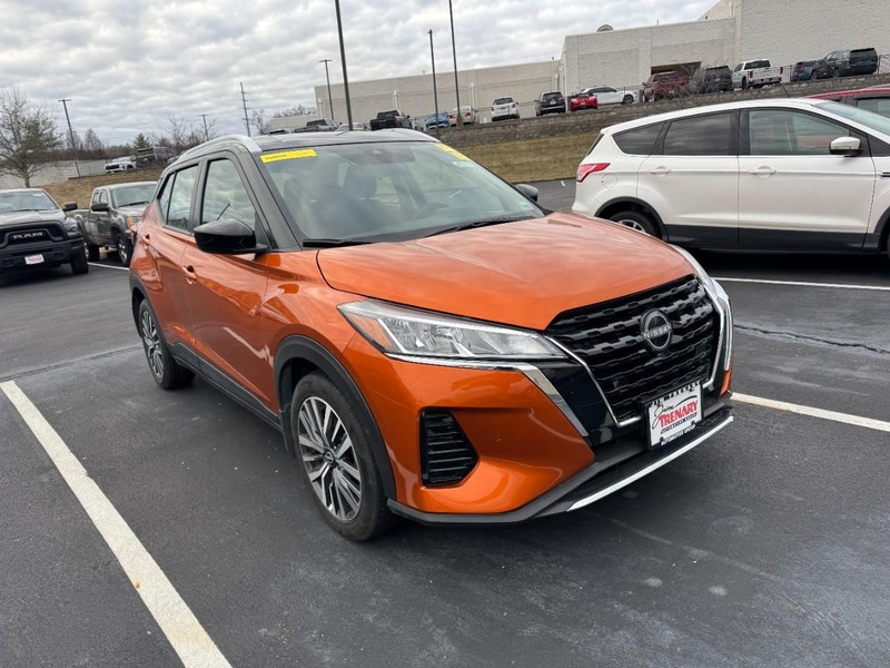 Nissan Kicks Vehicle Image 03