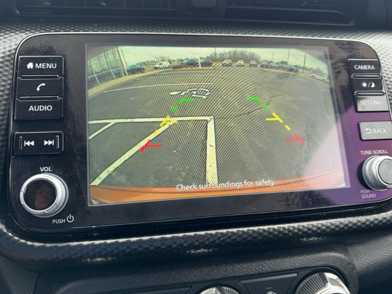 Nissan Kicks Vehicle Image 20