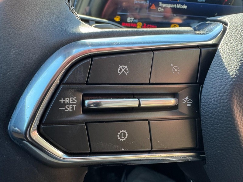 Chevrolet Equinox Vehicle Image 11