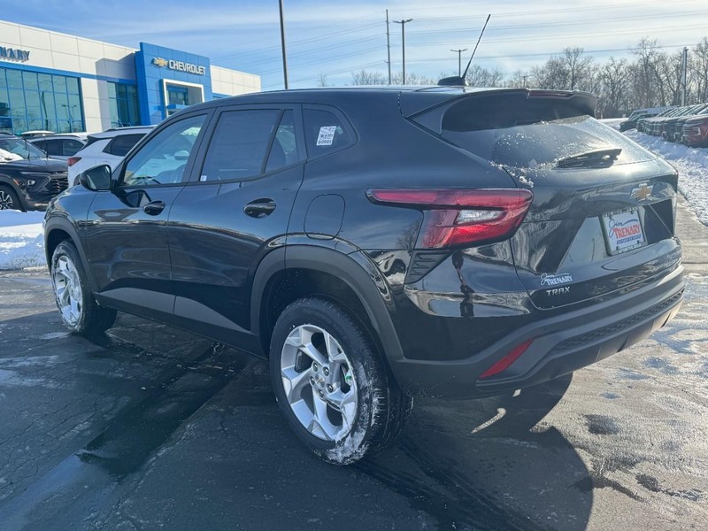 Chevrolet Trax Vehicle Image 05