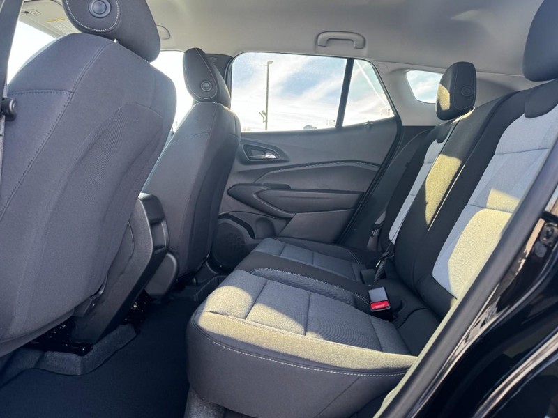 Chevrolet Trax Vehicle Image 07