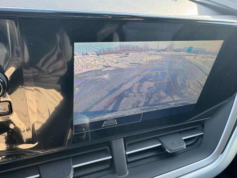 Chevrolet Trax Vehicle Image 15