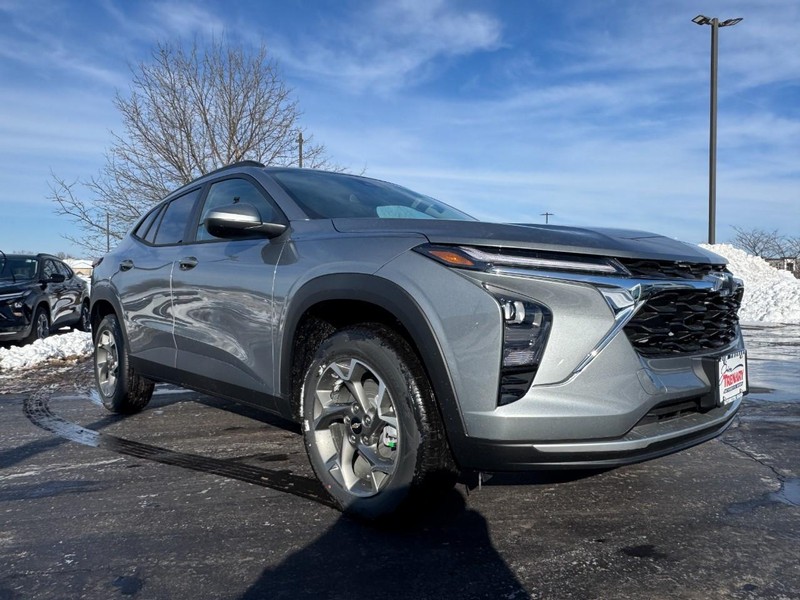 Chevrolet Trax Vehicle Image 02